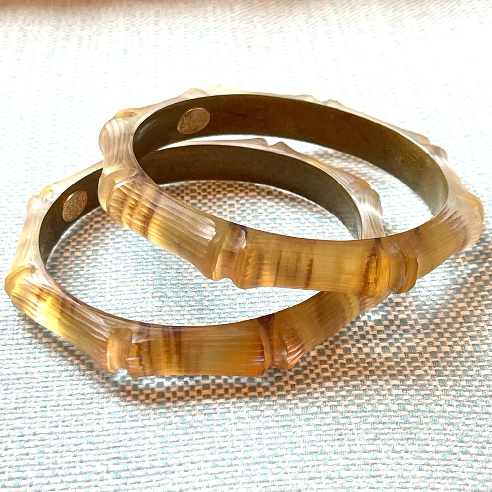 ALEXIS BITTAR Set of 2 Bamboo Carved Lucite Bangles / Bracelets Like New